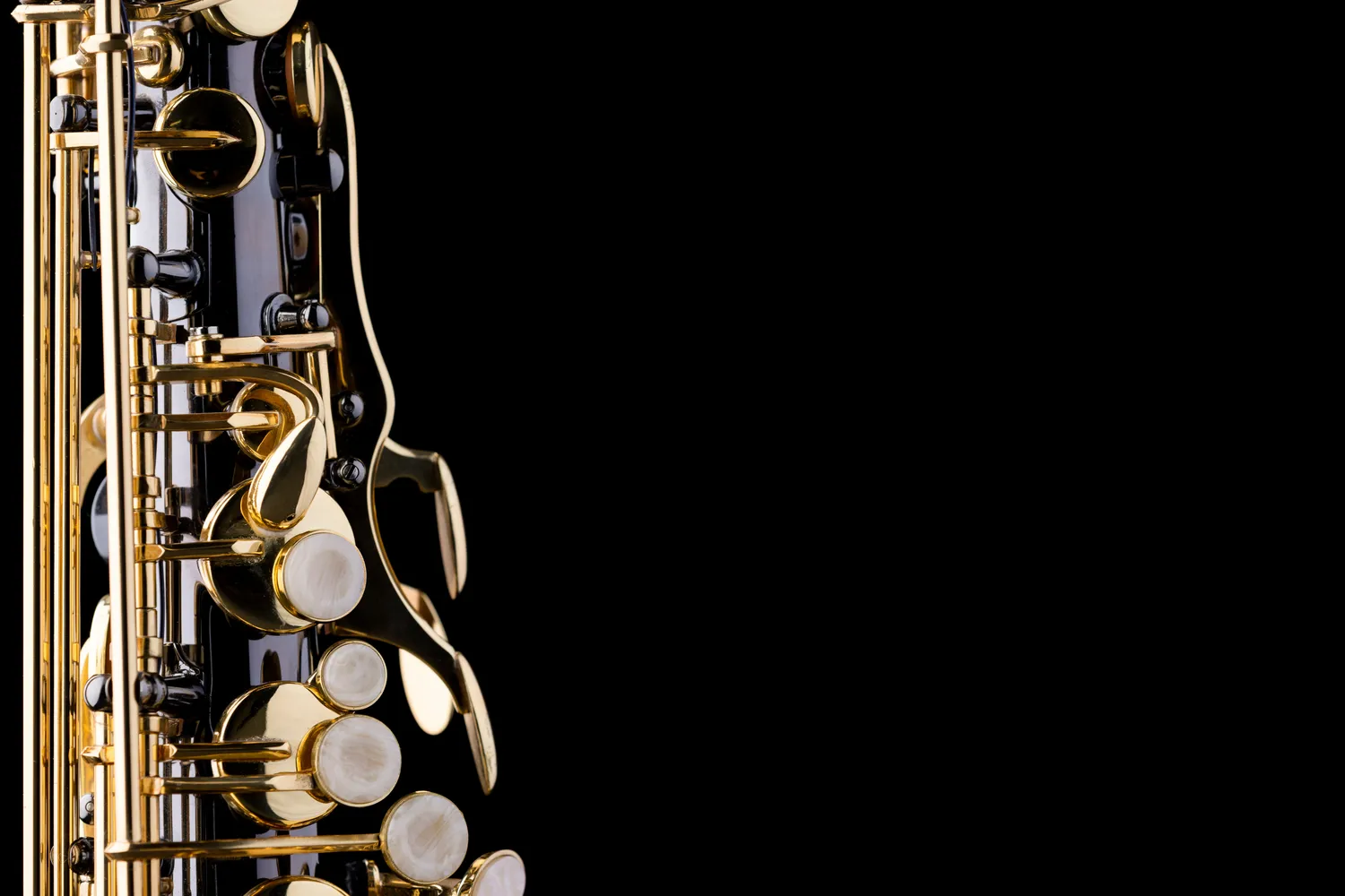 Jak to jest zrobione saksofon?